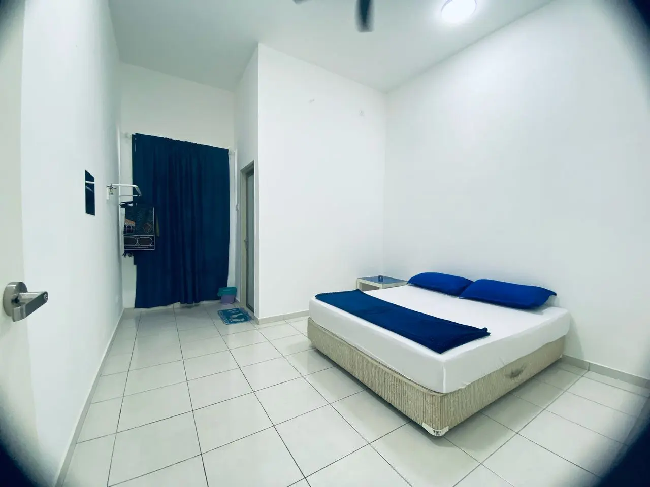 bilik tidur utama homestay kotasas type i